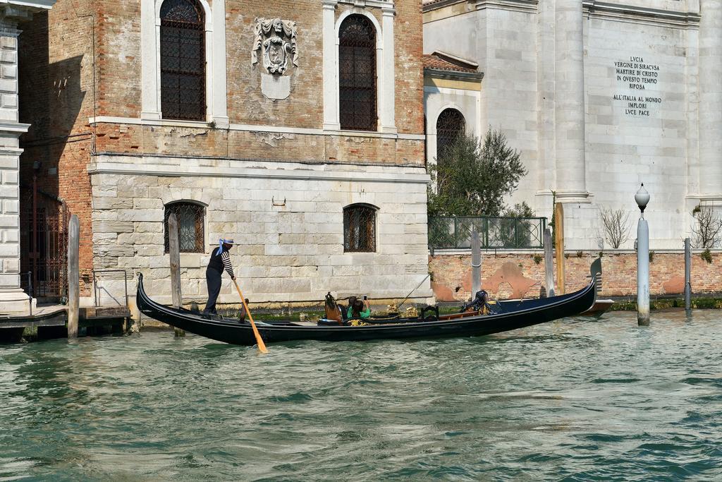 Residenza Ruga Giuffa Castello  Ngoại thất bức ảnh