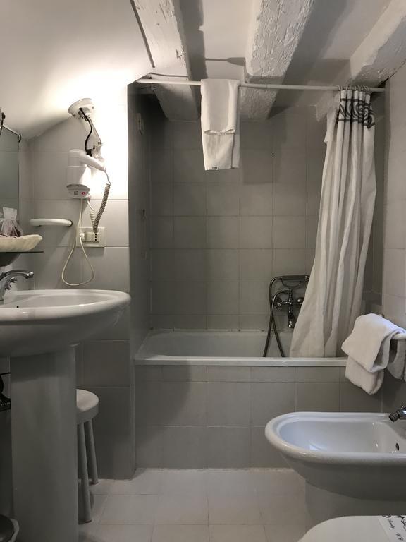 Residenza Ruga Giuffa Castello  Ngoại thất bức ảnh